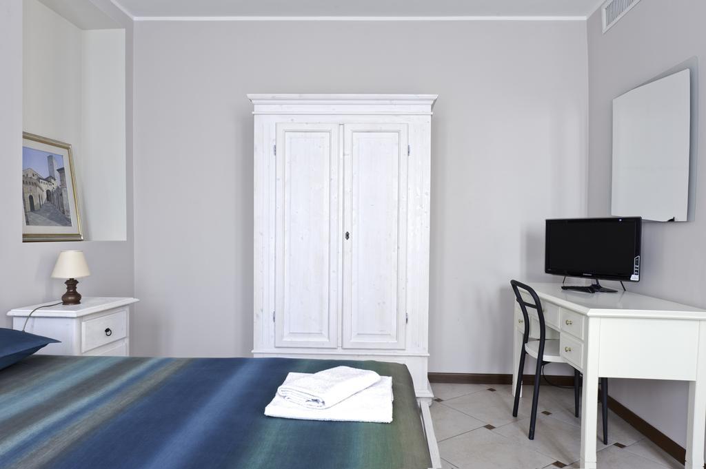B&B 2 Terrazze เวโรนา ห้อง รูปภาพ