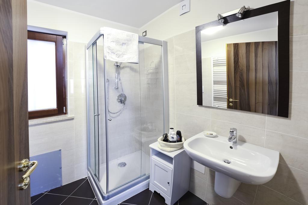 B&B 2 Terrazze เวโรนา ห้อง รูปภาพ