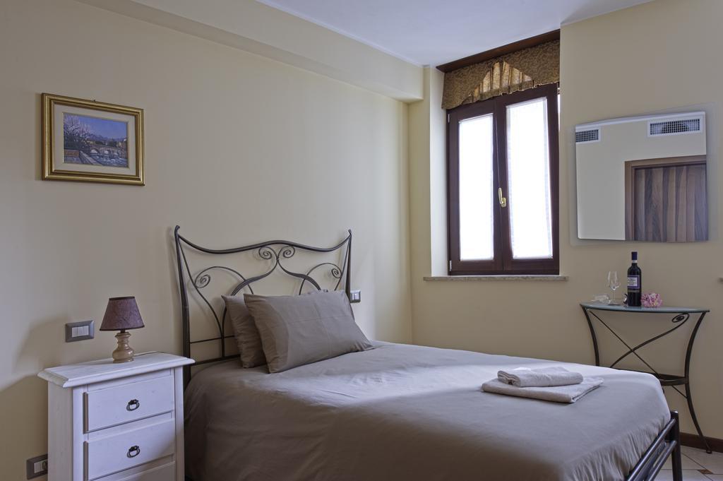 B&B 2 Terrazze เวโรนา ห้อง รูปภาพ