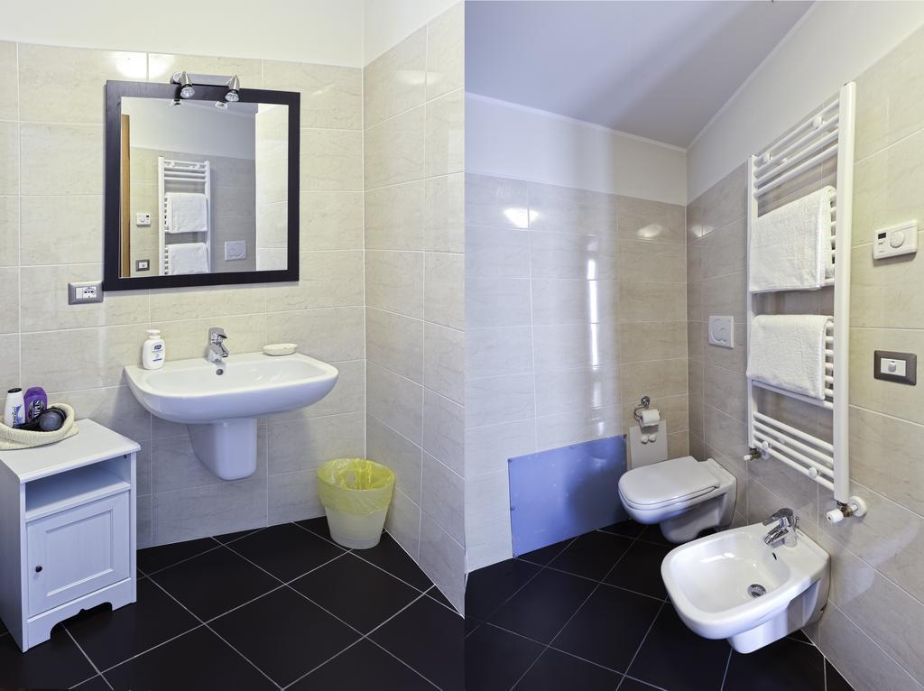 B&B 2 Terrazze เวโรนา ห้อง รูปภาพ