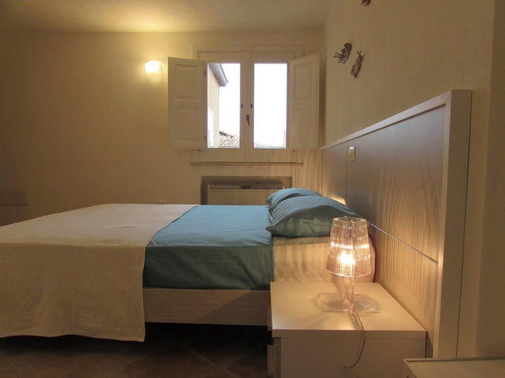 B&B 2 Terrazze เวโรนา ภายนอก รูปภาพ