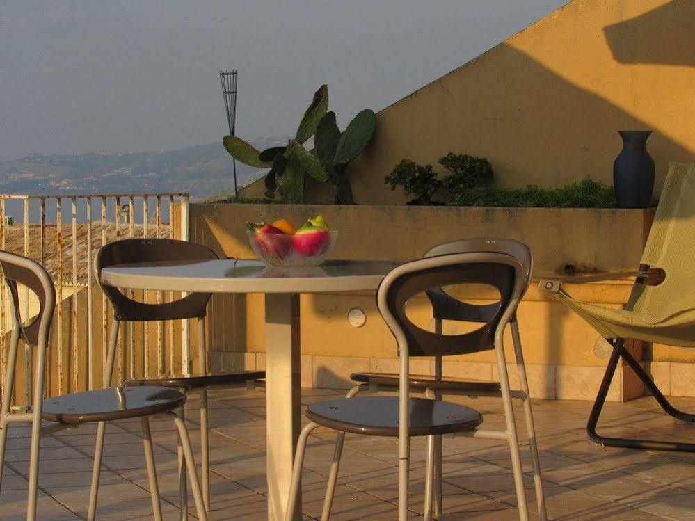 B&B 2 Terrazze เวโรนา ภายนอก รูปภาพ